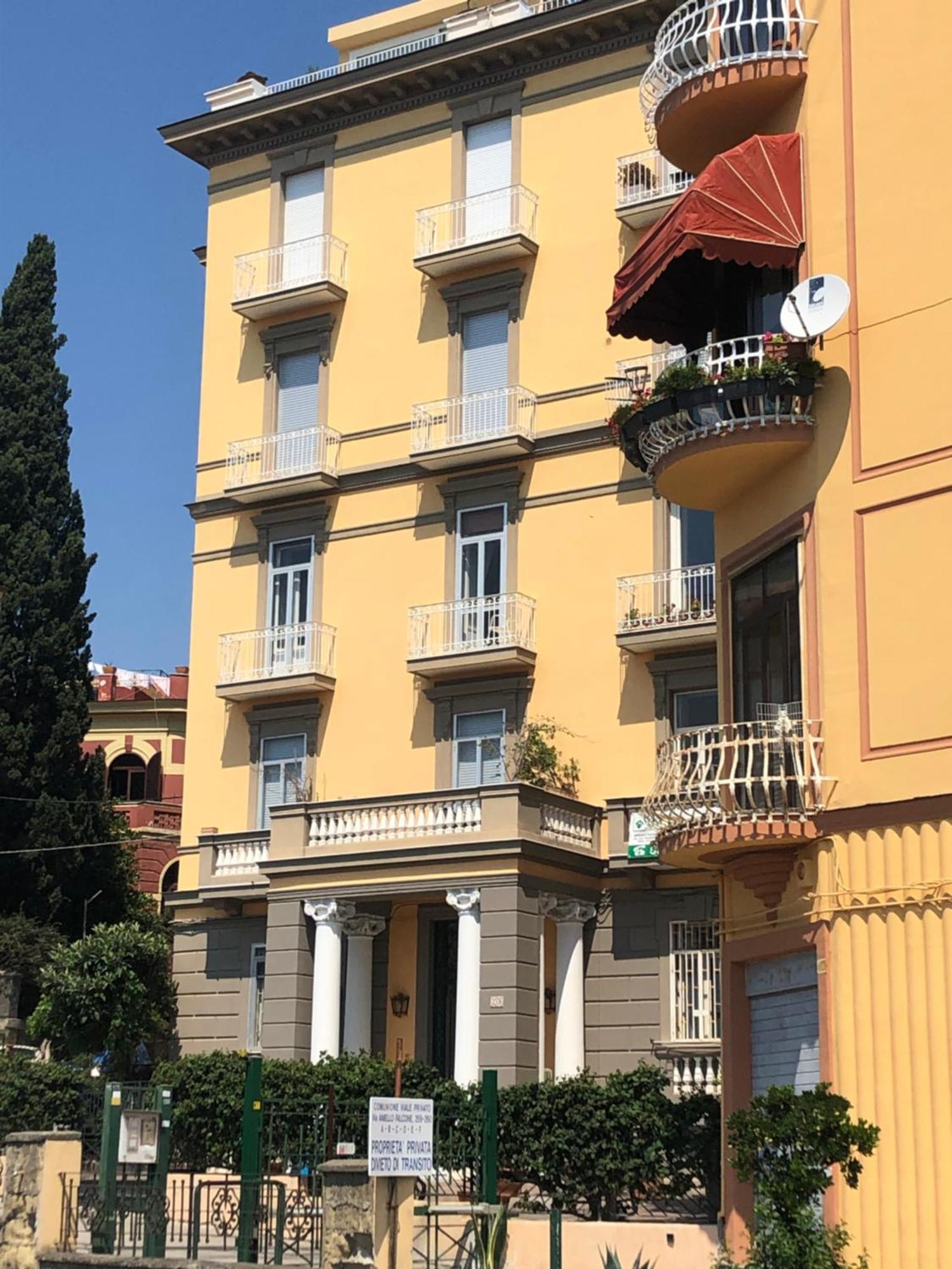Vomero Guest House Napoli Ngoại thất bức ảnh